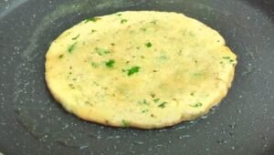 Aloo Sooji Masala Roti Recipe 7
