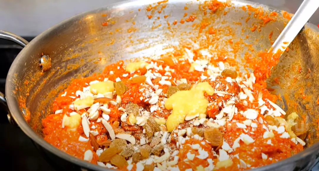 Gajar Ka Halwa Recipe In Marathi 