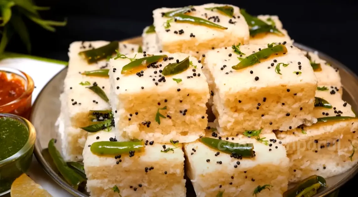 Aloo Suji Dhokla Recipe 8