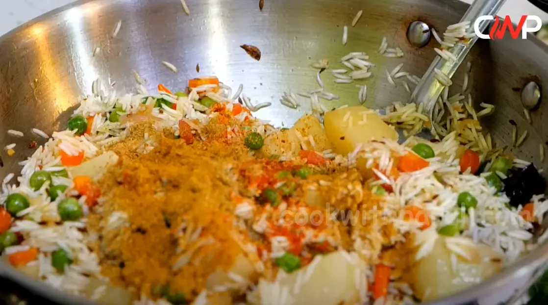 Veg Aloo Matar Pulao Recipe 4