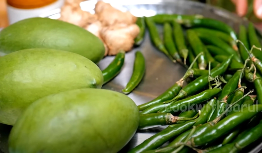 Aam Ka Kucha Achar Recipe