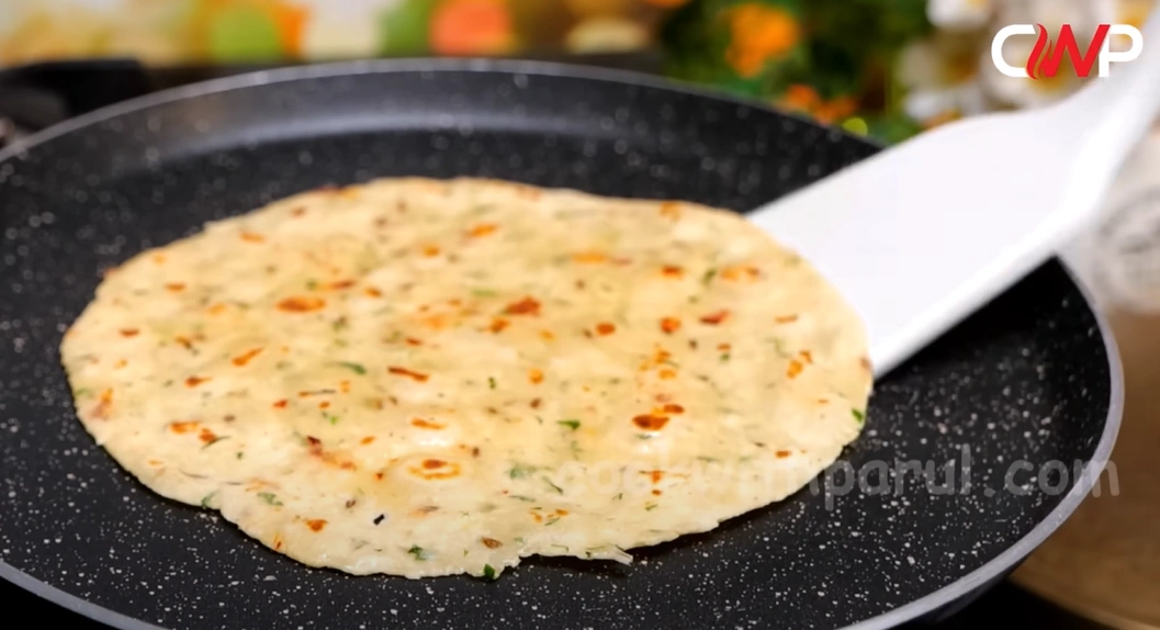 Reshmi Aloo Ka Paratha Recipe 5